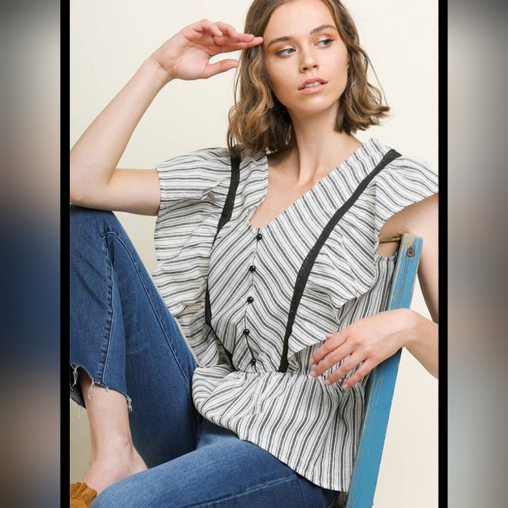Gigio Women's Striped Ruffle Blouse - Blue and White‎ Size L